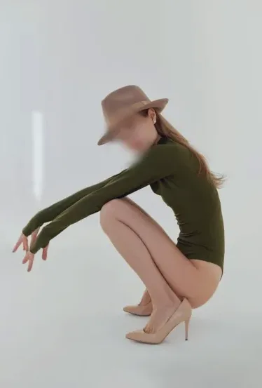 Natalie, 30