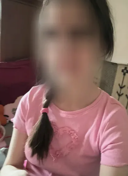 Skye, 25