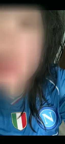 Toni, 23